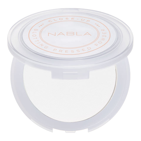 Close-Up Blotting Pressed Powder