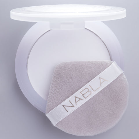 Close-Up Blotting Pressed Powder