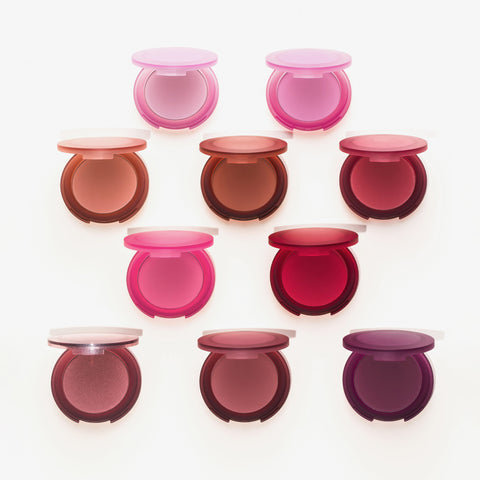 Close-Up Blurring Powder Blush