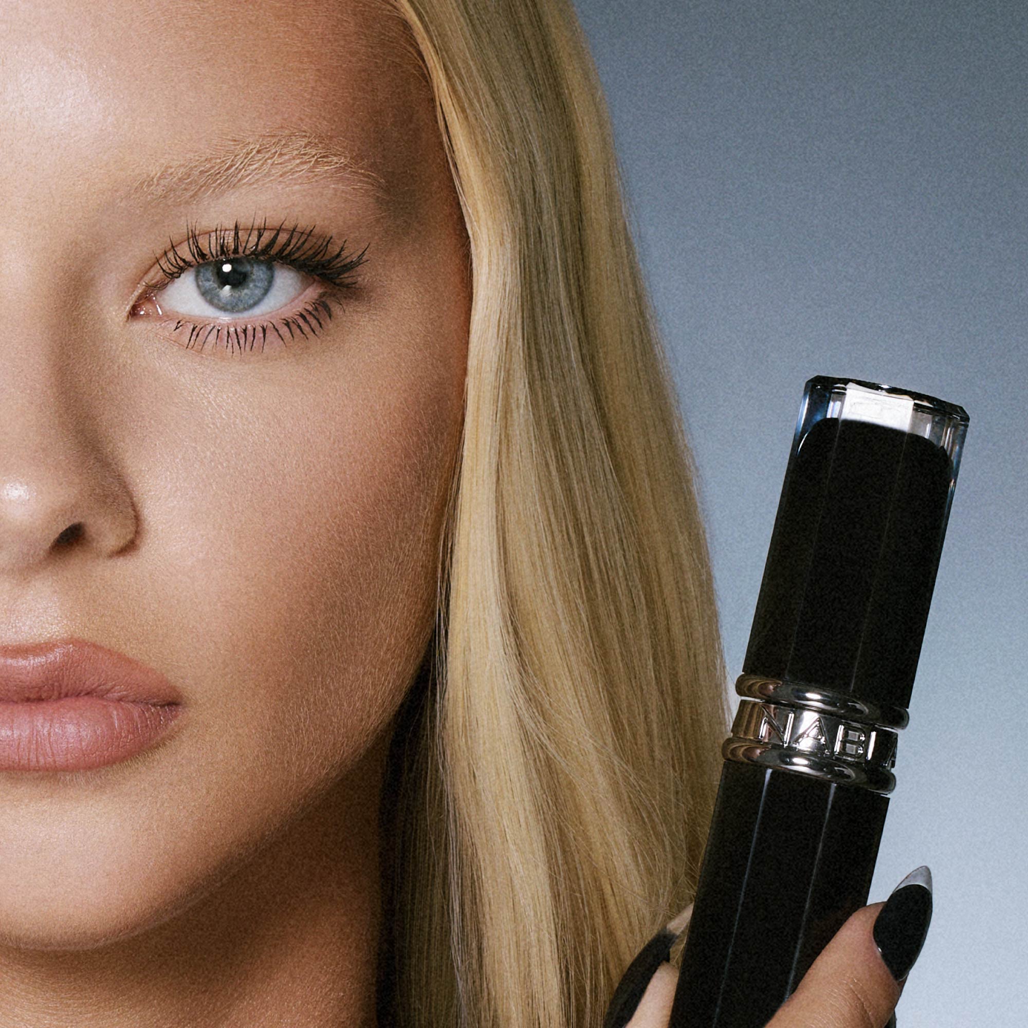 Beyond Bold Mascara - NABLA Cosmetics