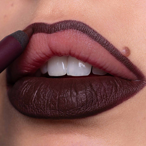 Close - Up Lip Shaper - NABLA Cosmetics