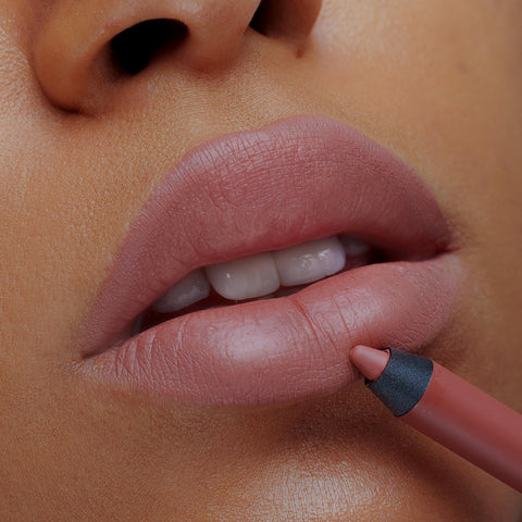 Close - Up Lip Shaper - NABLA Cosmetics
